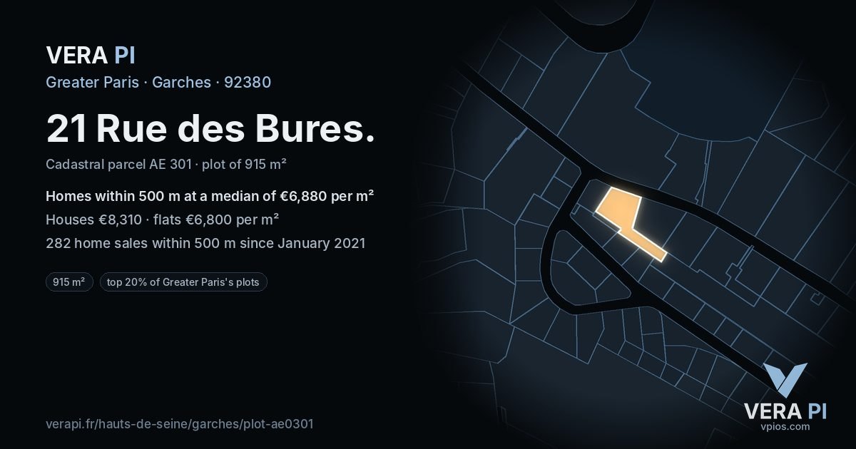 21 Rue des Bures, Garches at night – the plot lit, the parcels around coloured by the prices near them