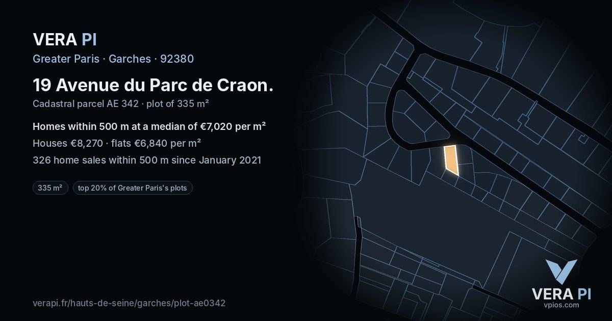 19 Avenue du Parc de Craon, Garches at night – the plot lit, the parcels around coloured by the prices near them