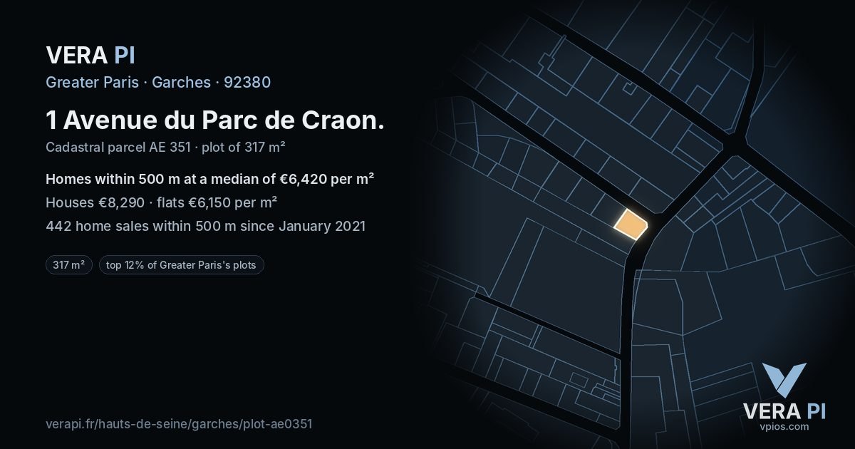 1 Avenue du Parc de Craon, Garches at night – the plot lit, the parcels around coloured by the prices near them