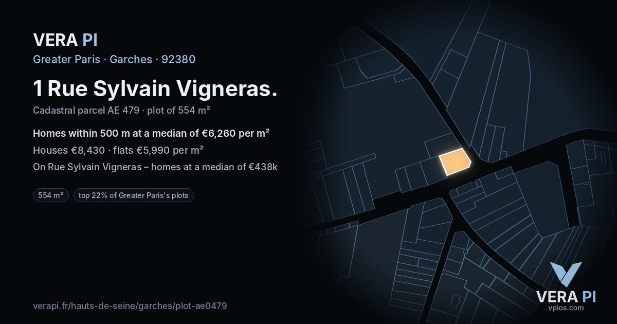 1 Rue Sylvain Vigneras, Garches at night – the plot lit, the parcels around coloured by the prices near them