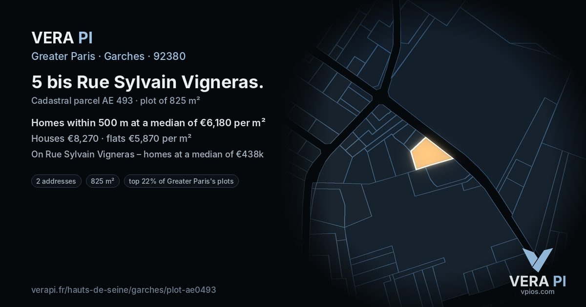 5 bis Rue Sylvain Vigneras, Garches at night – the plot lit, the parcels around coloured by the prices near them