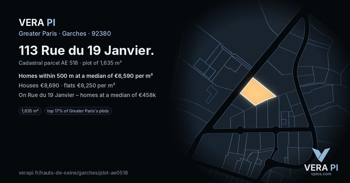 113 Rue du 19 Janvier, Garches at night – the plot lit, the parcels around coloured by the prices near them