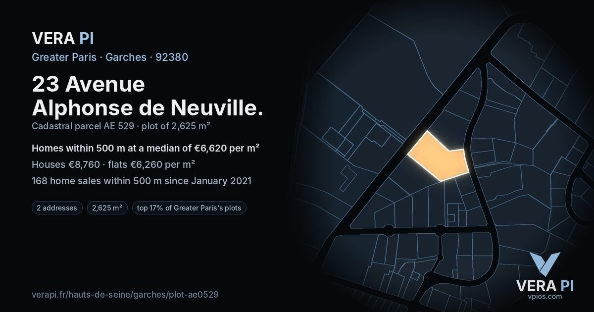 23 Avenue Alphonse de Neuville, Garches at night – the plot lit, the parcels around coloured by the prices near them