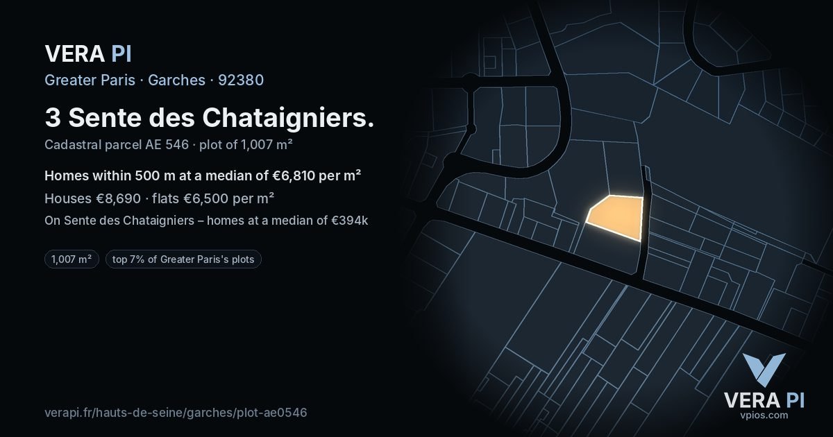 3 Sente des Chataigniers, Garches at night – the plot lit, the parcels around coloured by the prices near them
