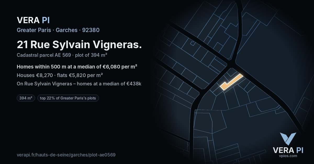 21 Rue Sylvain Vigneras, Garches at night – the plot lit, the parcels around coloured by the prices near them