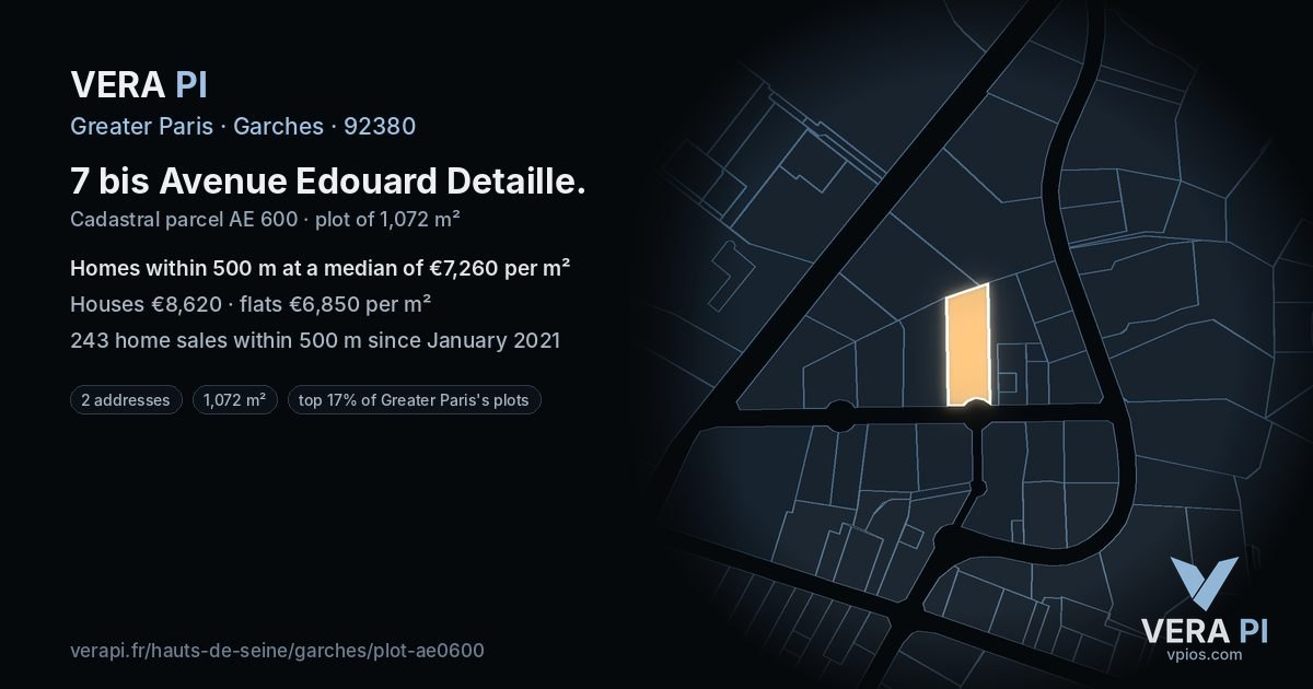 7 bis Avenue Edouard Detaille, Garches at night – the plot lit, the parcels around coloured by the prices near them