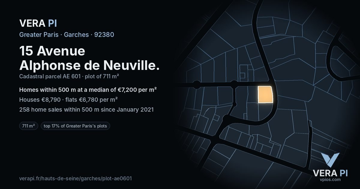 15 Avenue Alphonse de Neuville, Garches at night – the plot lit, the parcels around coloured by the prices near them