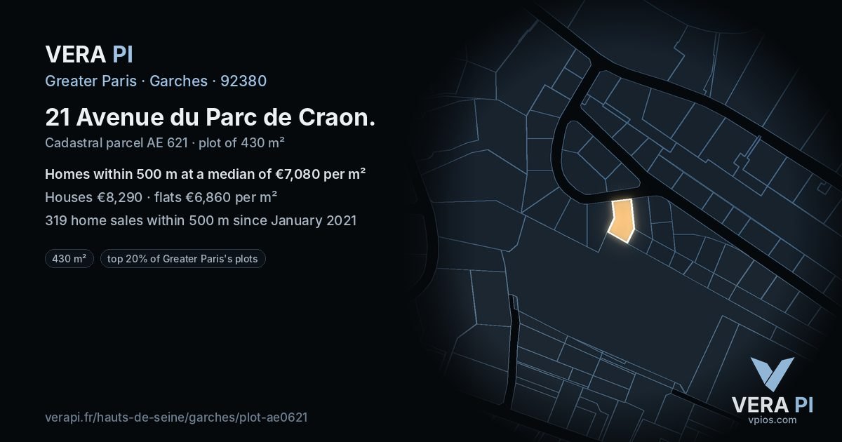 21 Avenue du Parc de Craon, Garches at night – the plot lit, the parcels around coloured by the prices near them