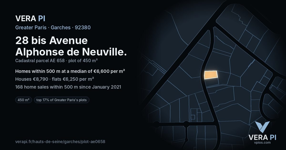 28 bis Avenue Alphonse de Neuville, Garches at night – the plot lit, the parcels around coloured by the prices near them