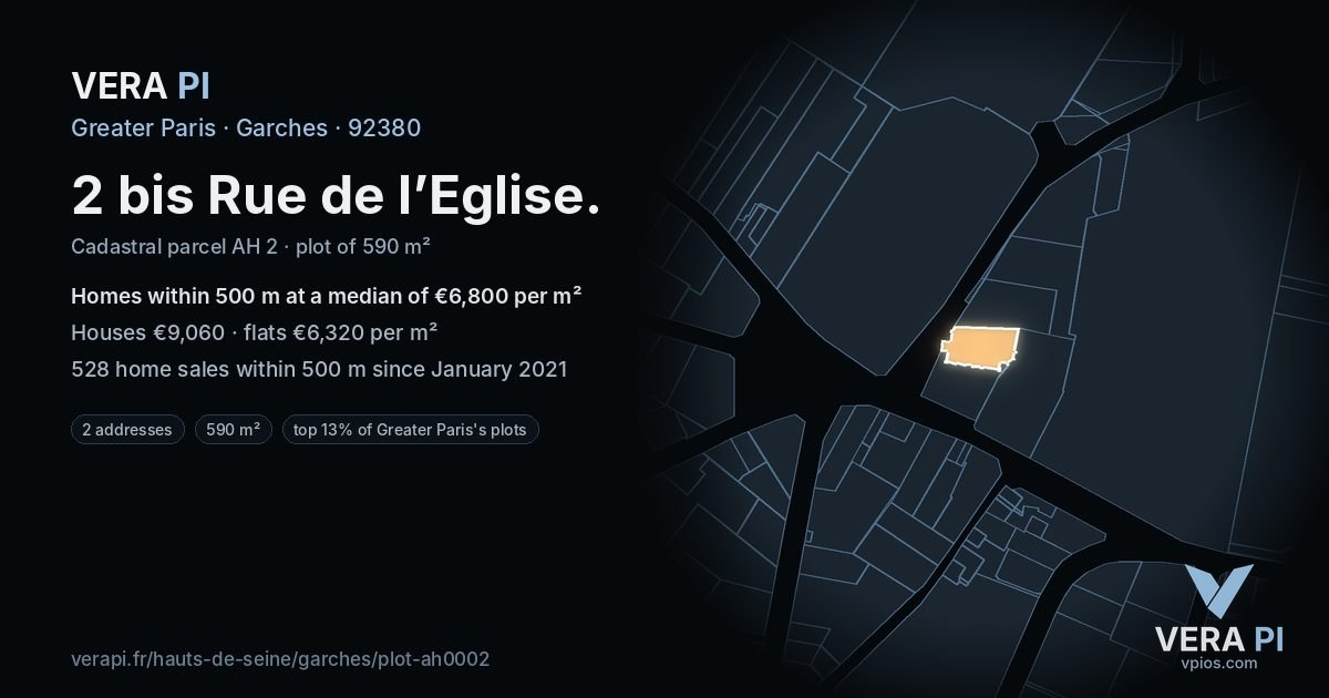 2 bis Rue de l’Eglise, Garches at night – the plot lit, the parcels around coloured by the prices near them