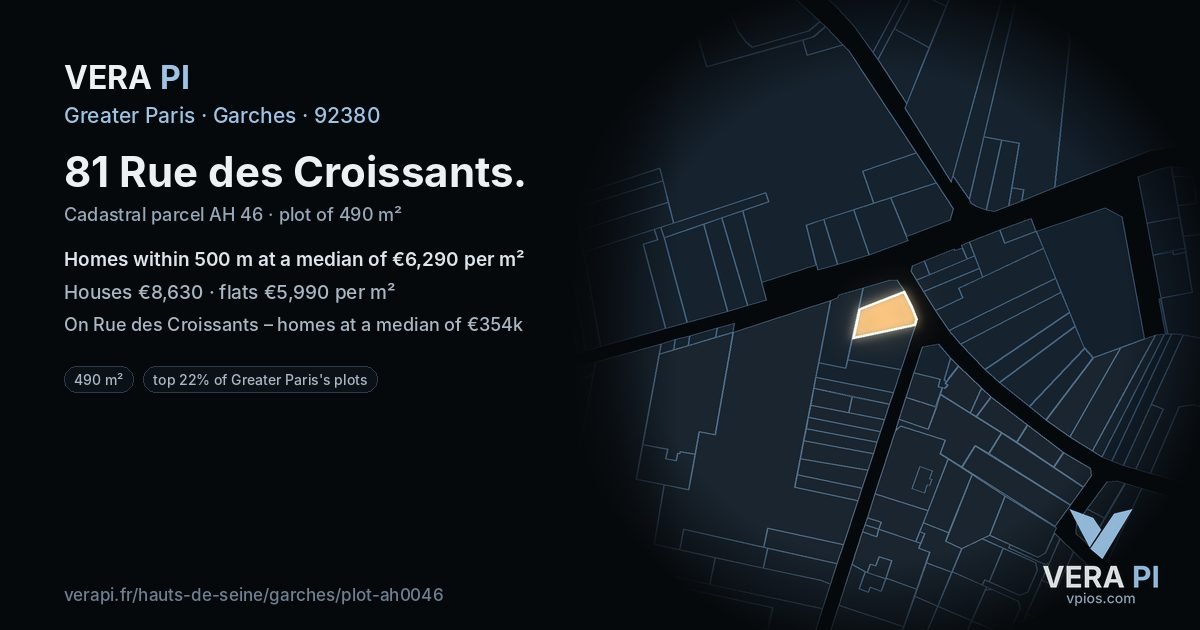 81 Rue des Croissants, Garches at night – the plot lit, the parcels around coloured by the prices near them