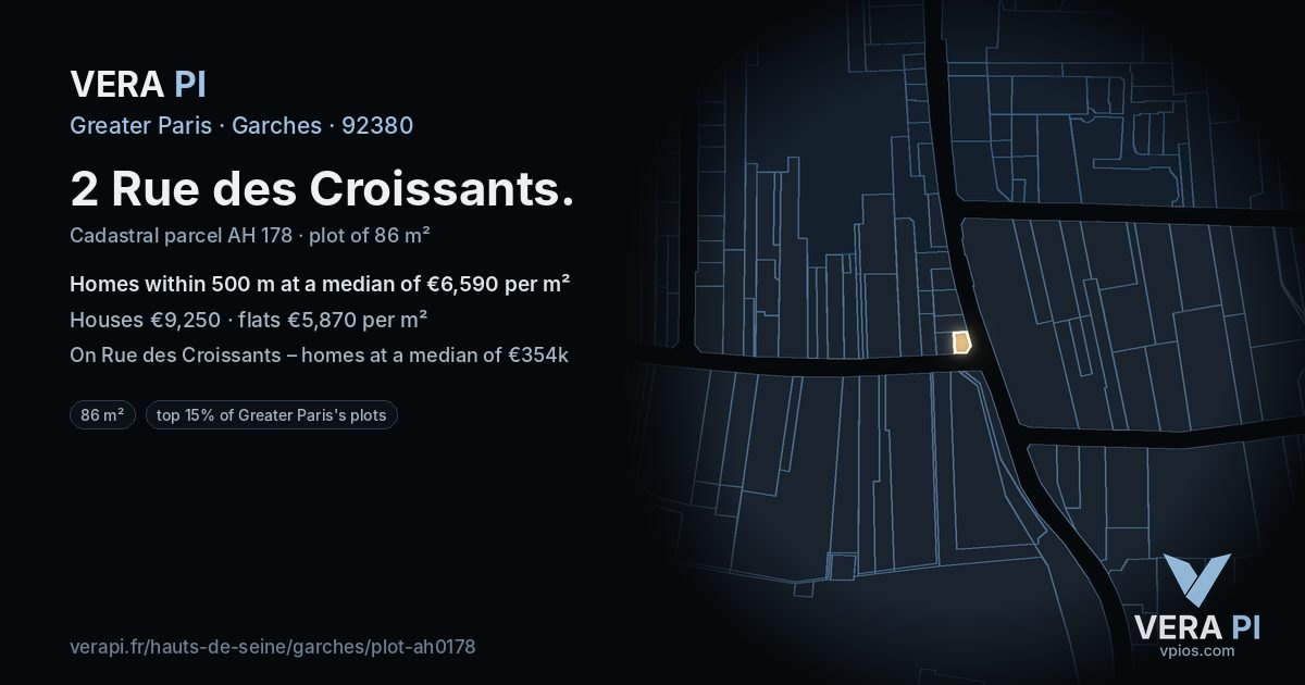 2 Rue des Croissants, Garches at night – the plot lit, the parcels around coloured by the prices near them