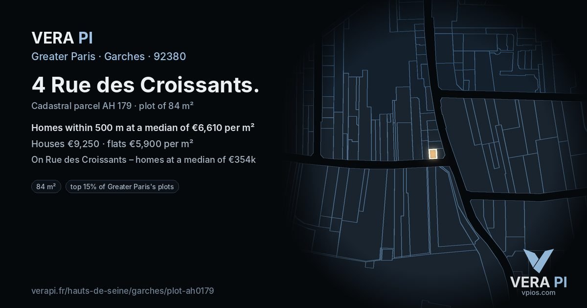 4 Rue des Croissants, Garches at night – the plot lit, the parcels around coloured by the prices near them