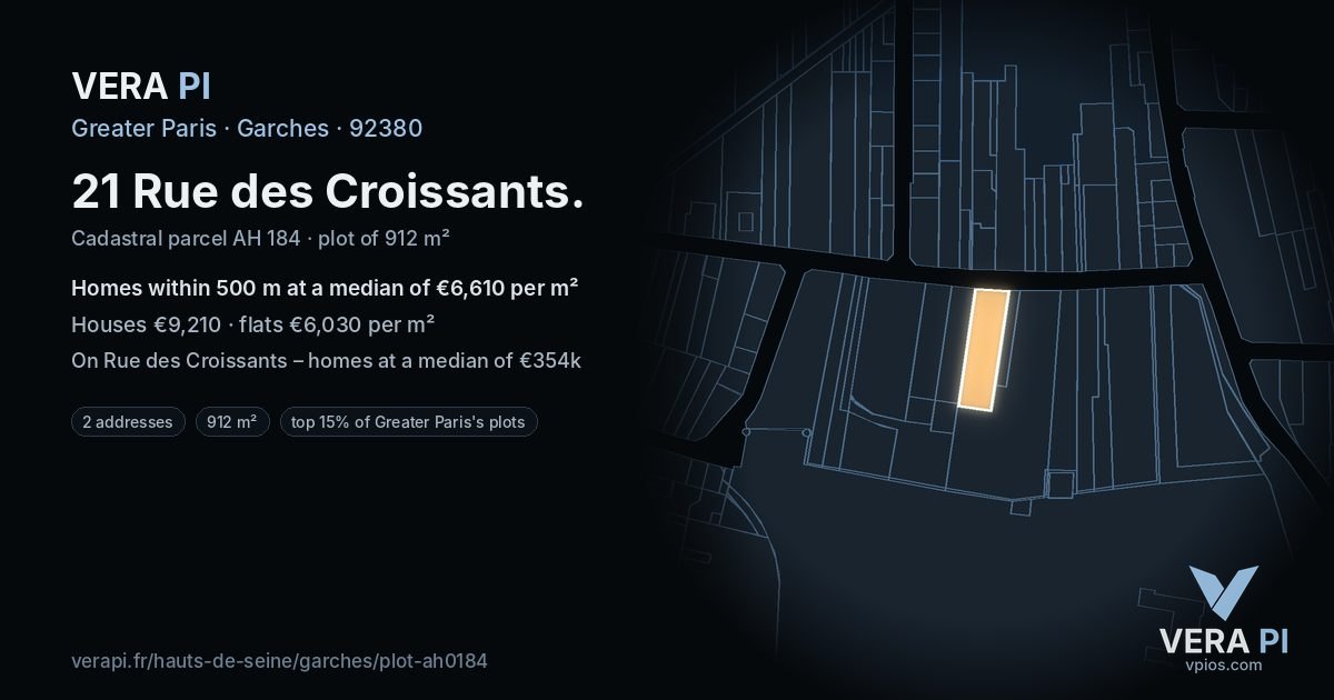 21 Rue des Croissants, Garches at night – the plot lit, the parcels around coloured by the prices near them