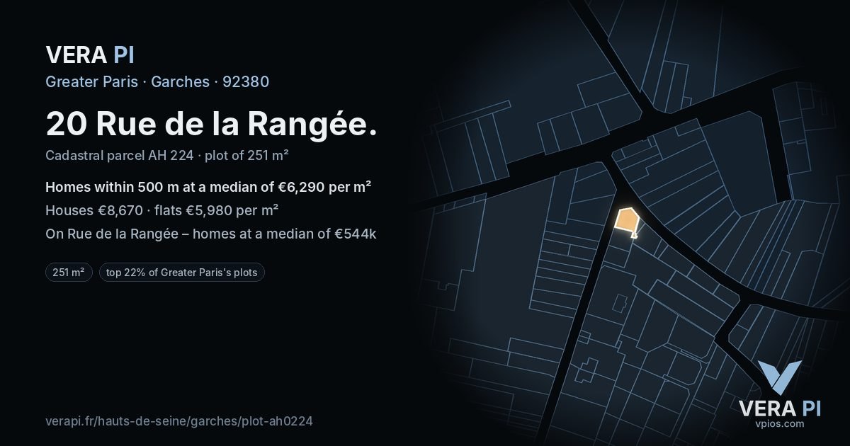 20 Rue de la Rangée, Garches at night – the plot lit, the parcels around coloured by the prices near them