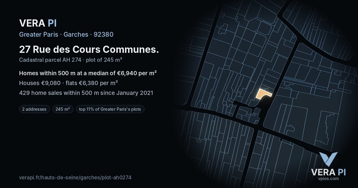 27 Rue des Cours Communes, Garches at night – the plot lit, the parcels around coloured by the prices near them