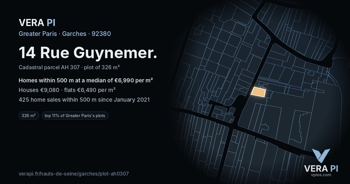 14 Rue Guynemer, Garches at night – the plot lit, the parcels around coloured by the prices near them