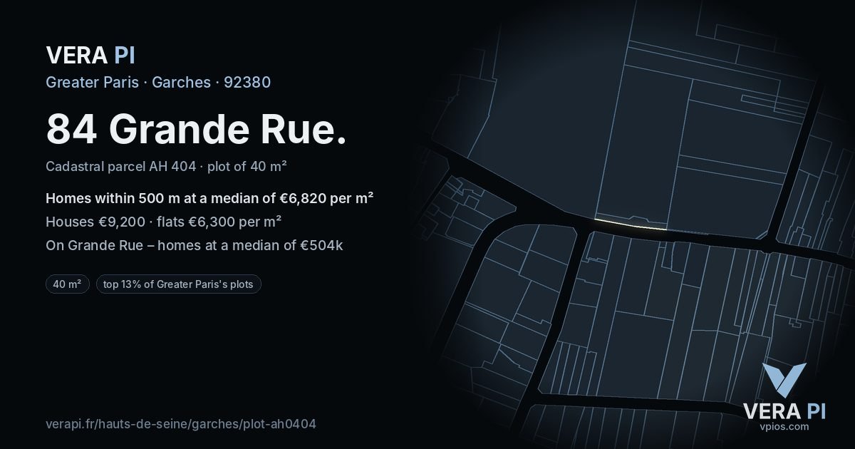 84 Grande Rue, Garches at night – the plot lit, the parcels around coloured by the prices near them