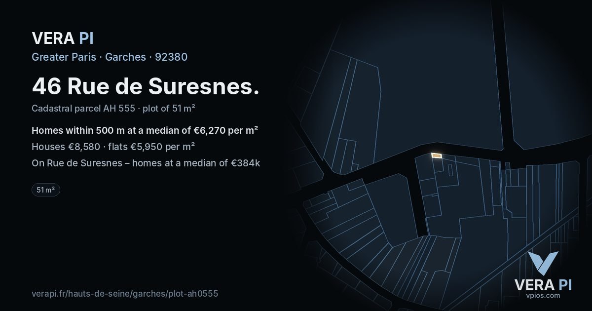 46 Rue de Suresnes, Garches at night – the plot lit, the parcels around coloured by the prices near them