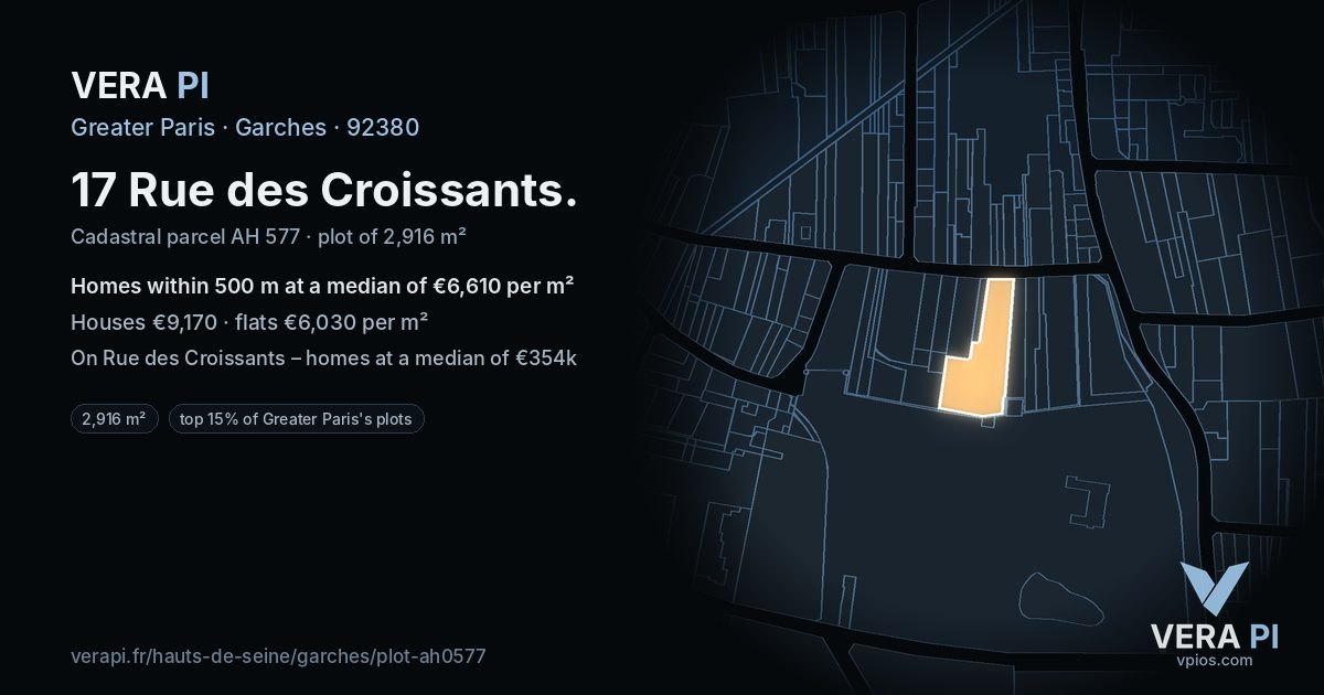 17 Rue des Croissants, Garches at night – the plot lit, the parcels around coloured by the prices near them