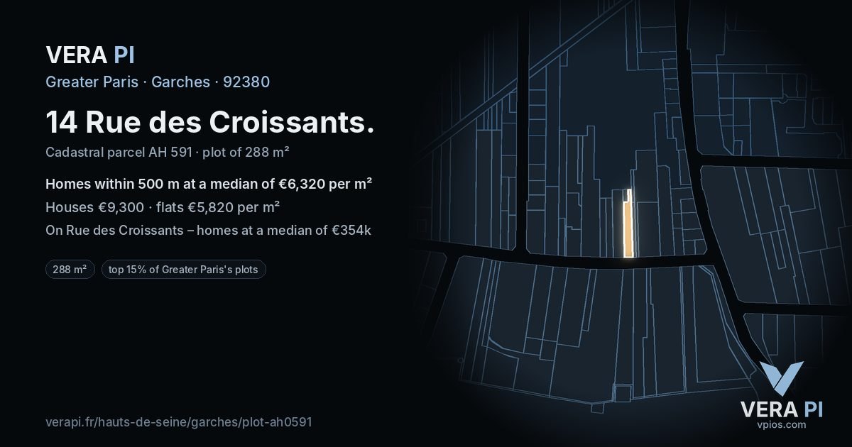 14 Rue des Croissants, Garches at night – the plot lit, the parcels around coloured by the prices near them