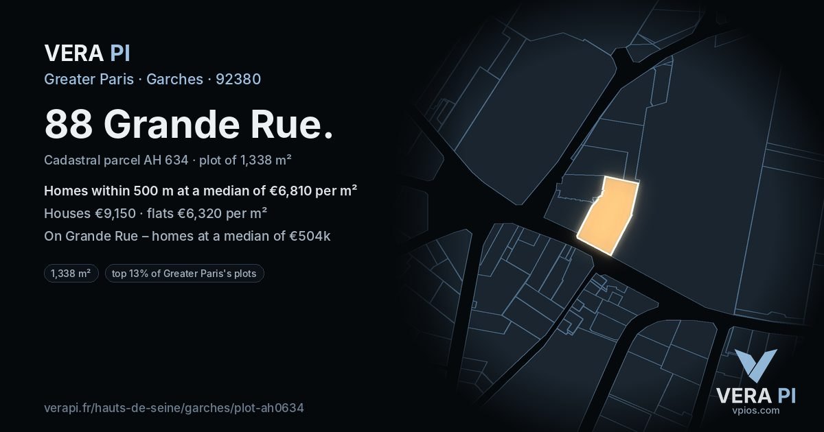 88 Grande Rue, Garches at night – the plot lit, the parcels around coloured by the prices near them