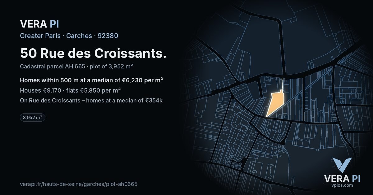 50 Rue des Croissants, Garches at night – the plot lit, the parcels around coloured by the prices near them