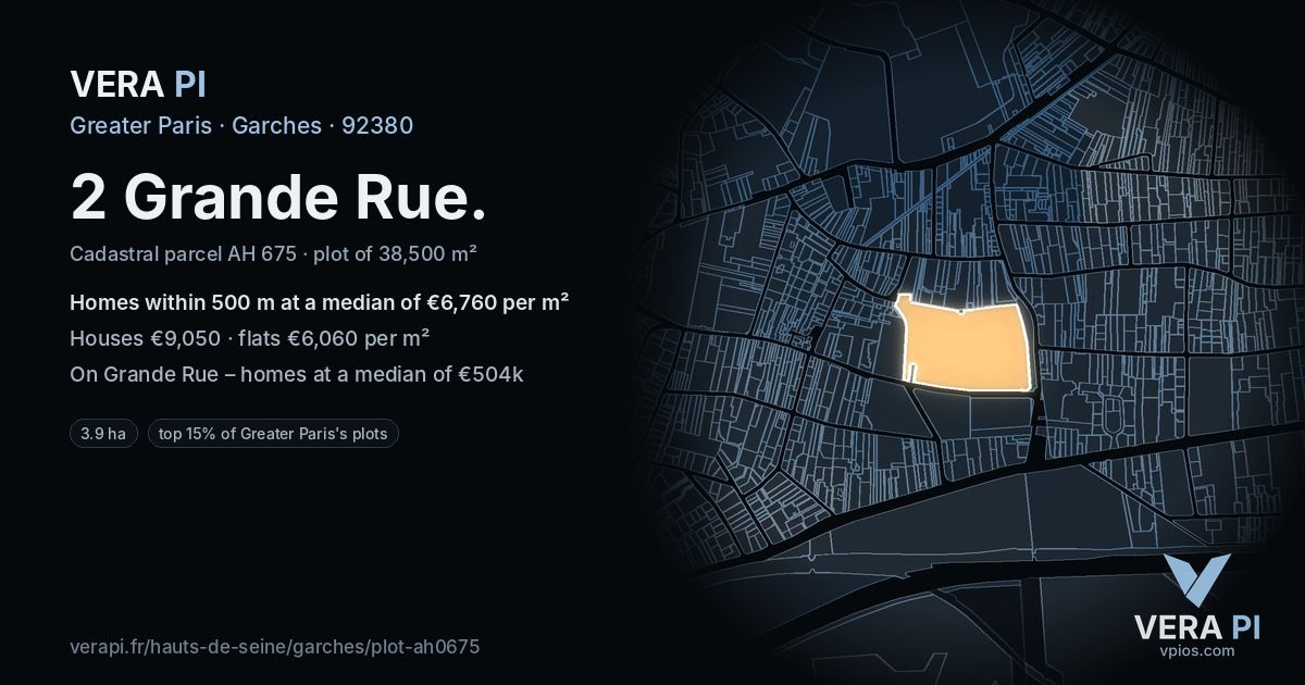 2 Grande Rue, Garches at night – the plot lit, the parcels around coloured by the prices near them