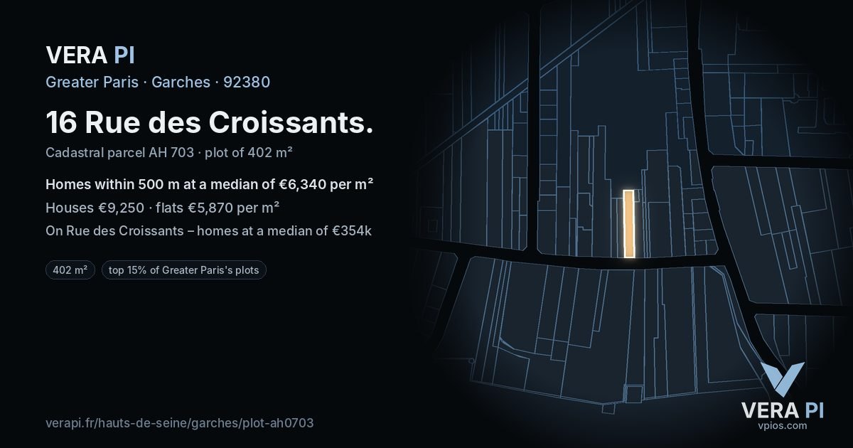 16 Rue des Croissants, Garches at night – the plot lit, the parcels around coloured by the prices near them