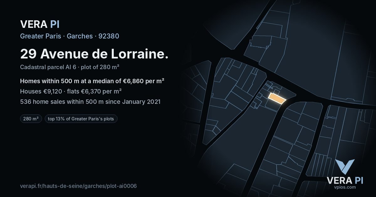 29 Avenue de Lorraine, Garches at night – the plot lit, the parcels around coloured by the prices near them