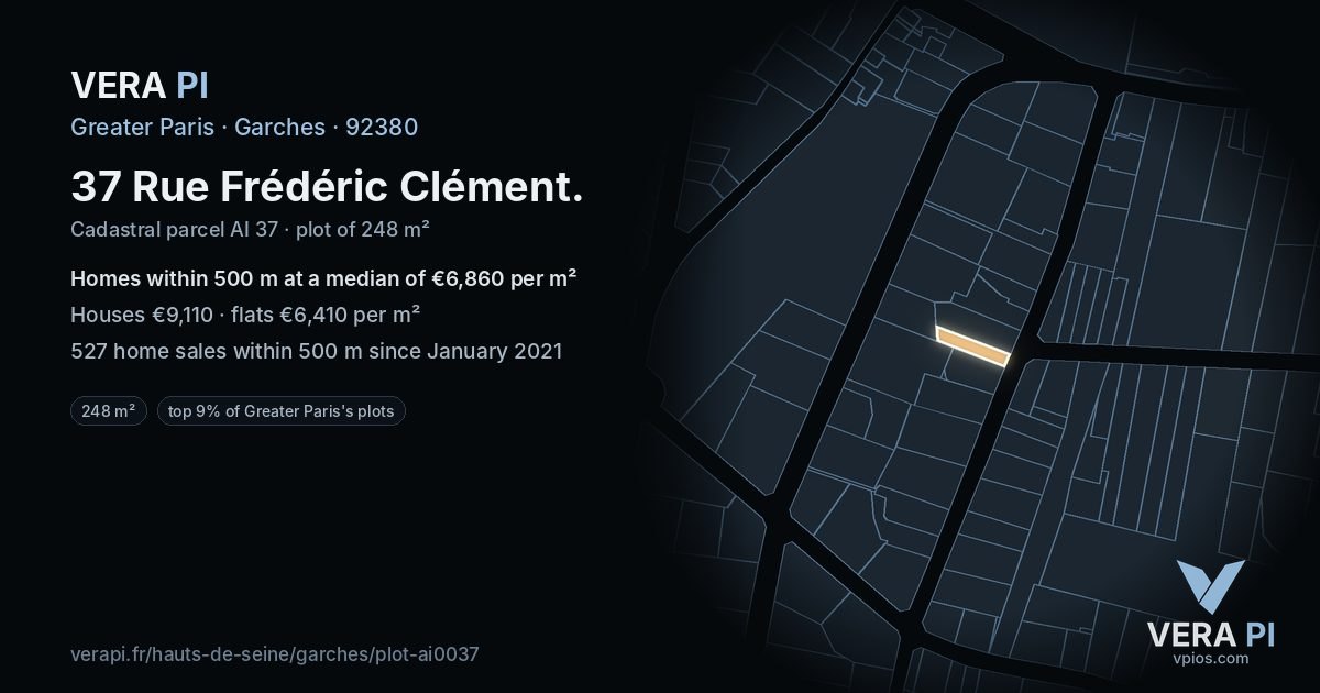 37 Rue Frédéric Clément, Garches at night – the plot lit, the parcels around coloured by the prices near them