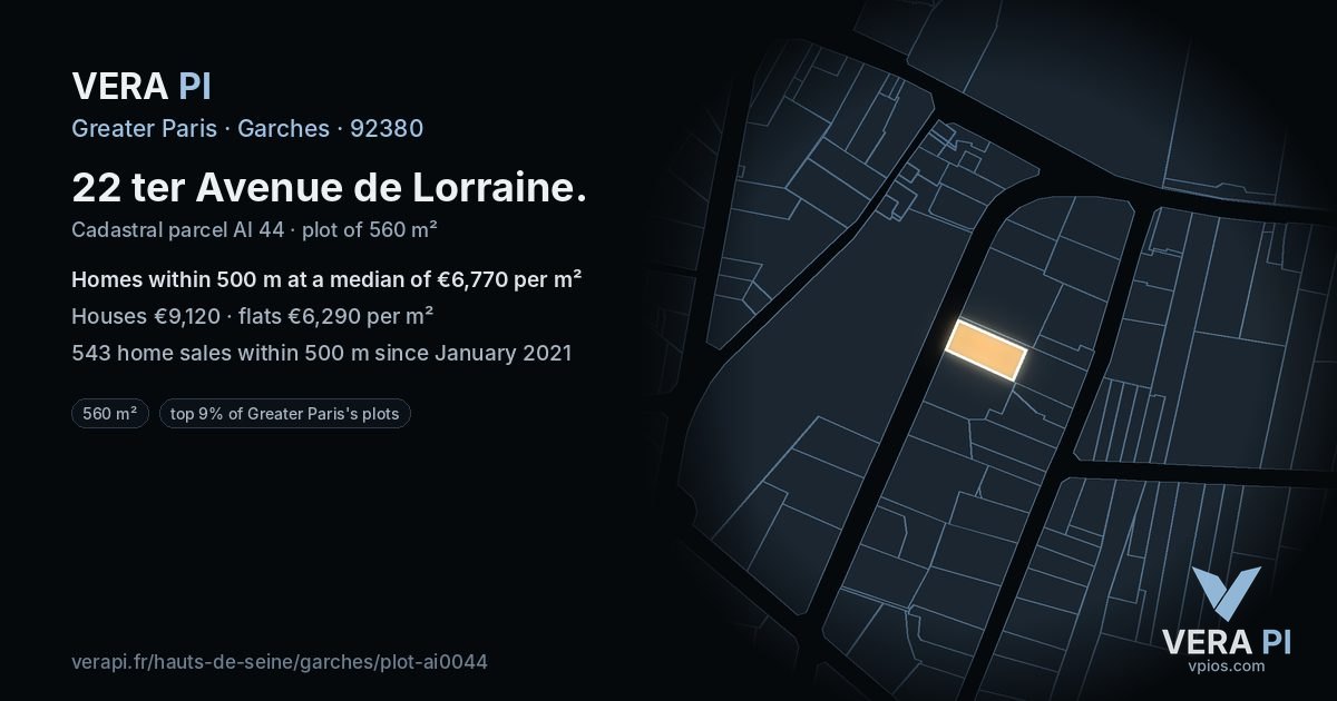 22 ter Avenue de Lorraine, Garches at night – the plot lit, the parcels around coloured by the prices near them