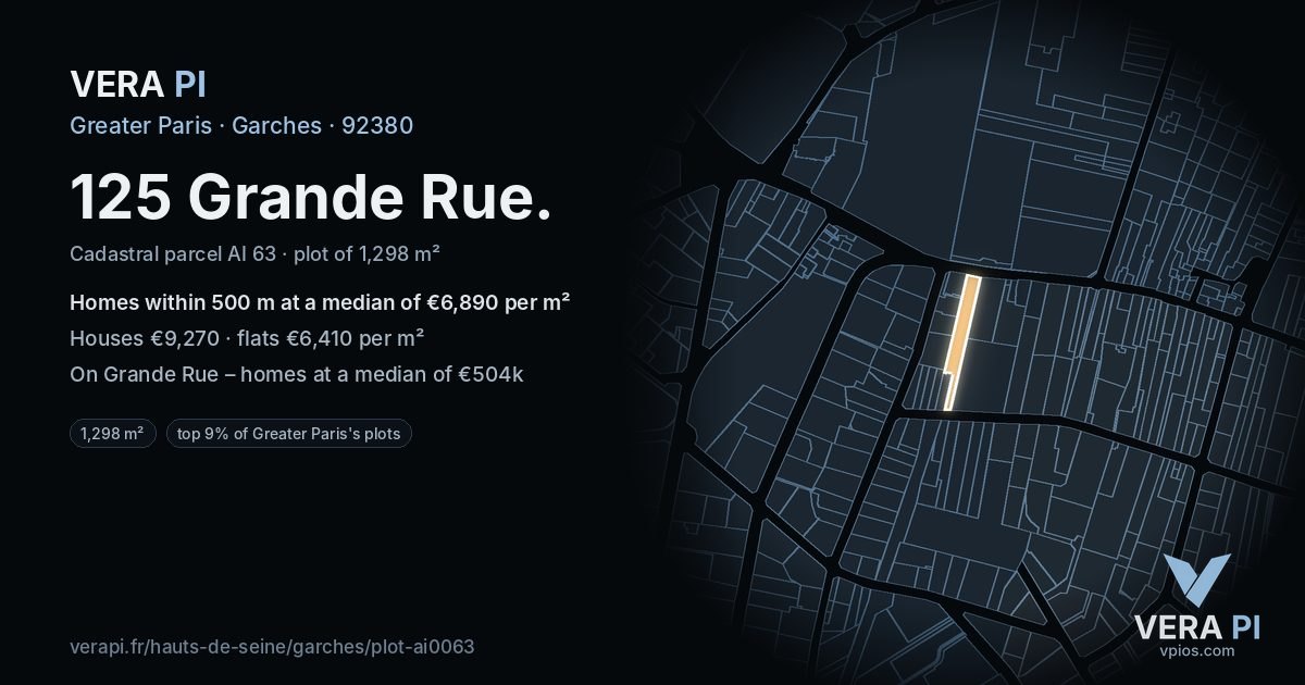 125 Grande Rue, Garches at night – the plot lit, the parcels around coloured by the prices near them