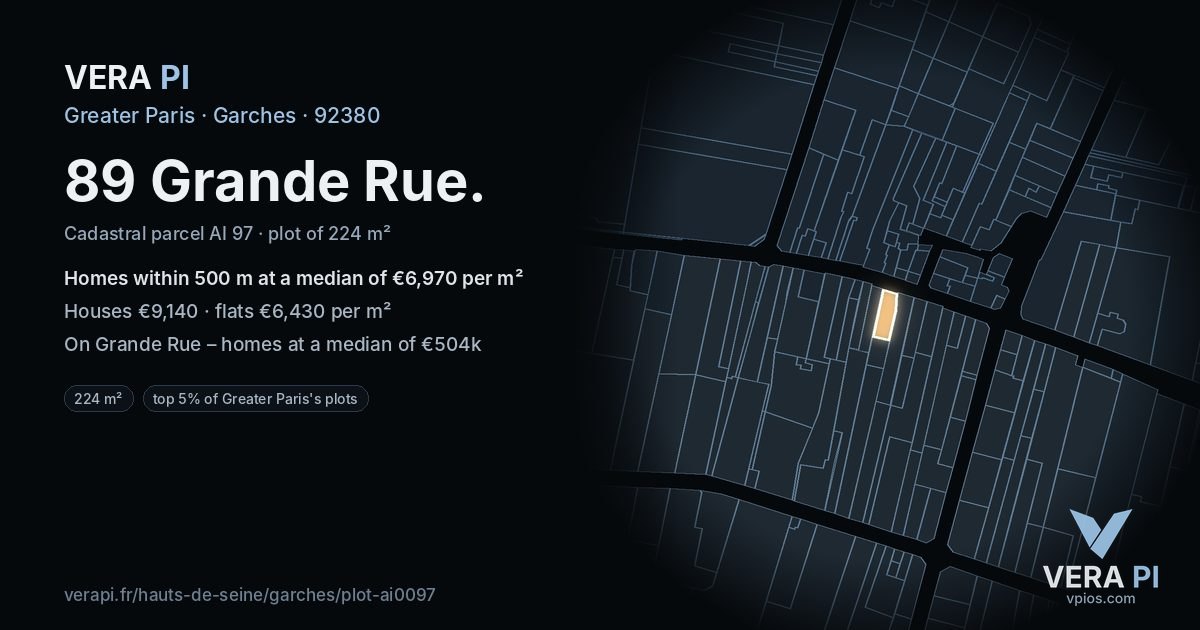 89 Grande Rue, Garches at night – the plot lit, the parcels around coloured by the prices near them
