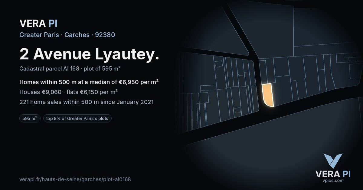 2 Avenue Lyautey, Garches at night – the plot lit, the parcels around coloured by the prices near them