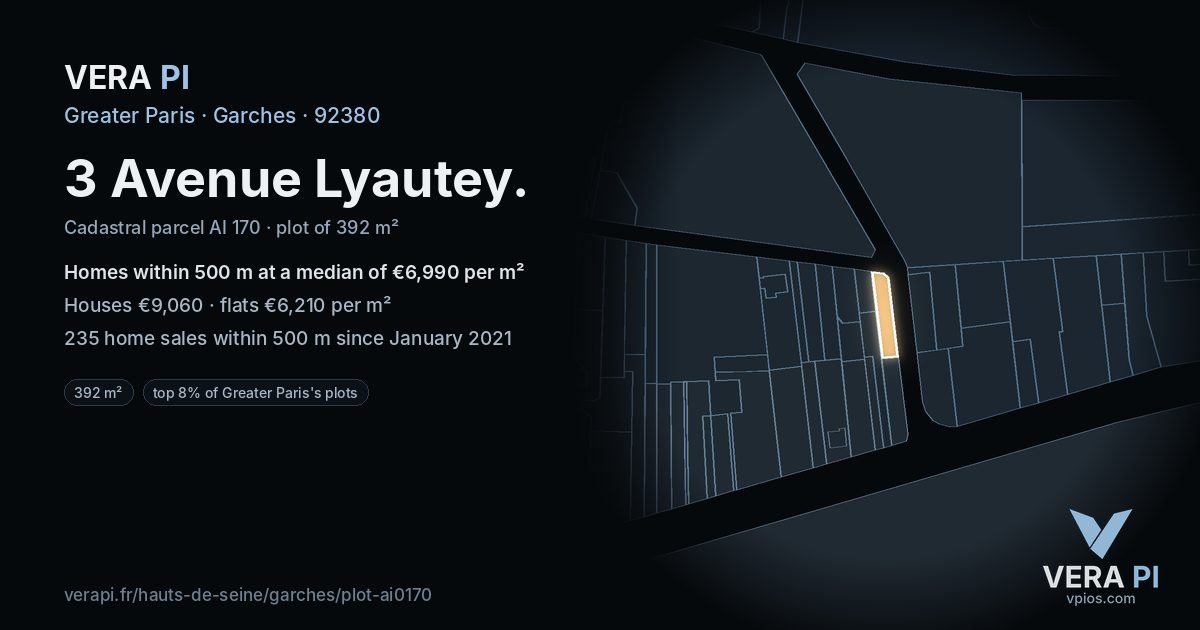 3 Avenue Lyautey, Garches at night – the plot lit, the parcels around coloured by the prices near them