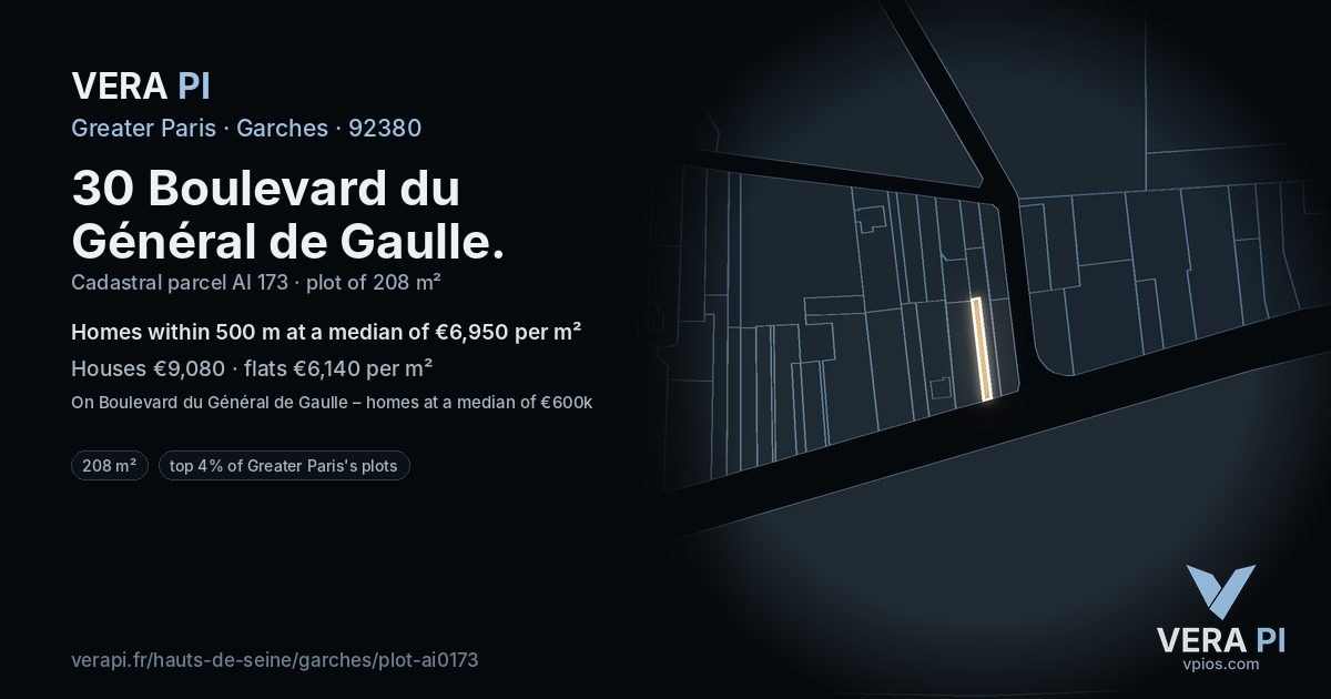 30 Boulevard du Général de Gaulle, Garches at night – the plot lit, the parcels around coloured by the prices near them