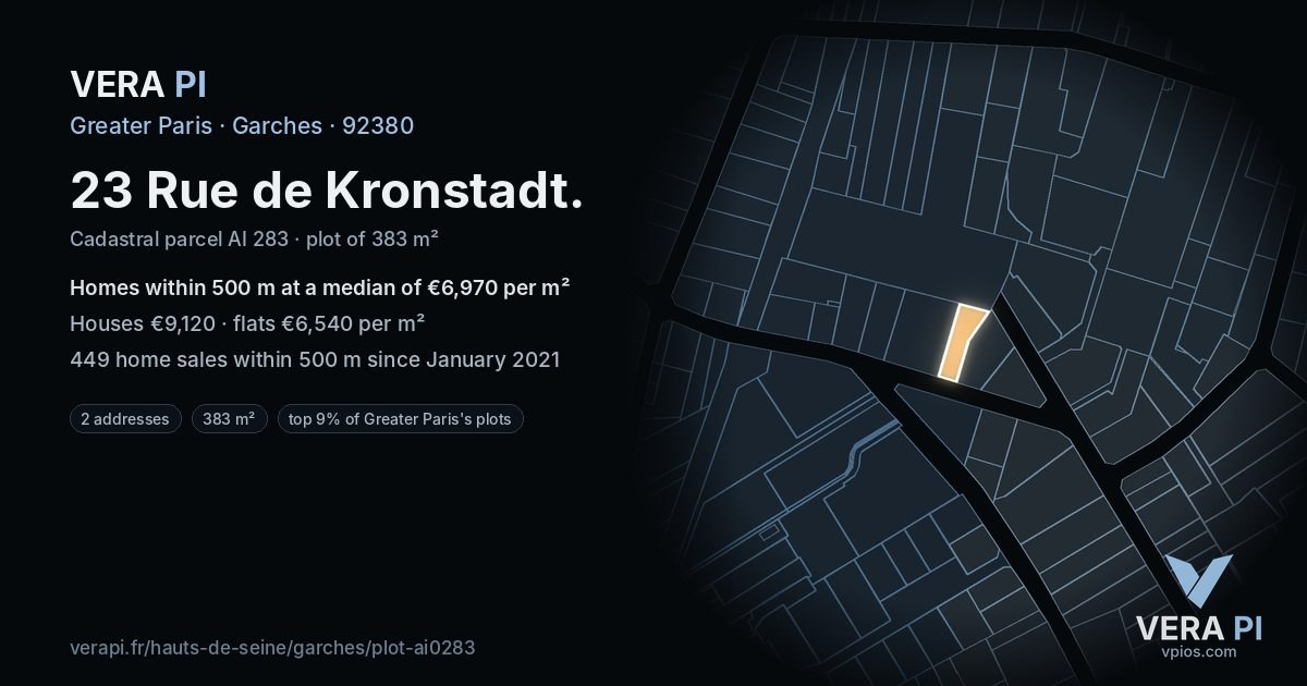 23 Rue de Kronstadt, Garches at night – the plot lit, the parcels around coloured by the prices near them
