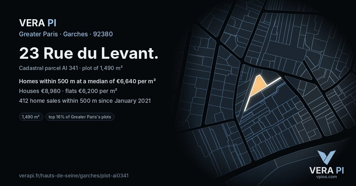 23 Rue du Levant, Garches at night – the plot lit, the parcels around coloured by the prices near them