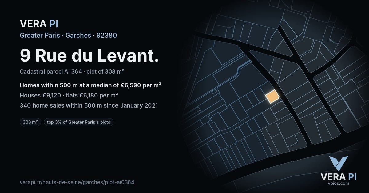 9 Rue du Levant, Garches at night – the plot lit, the parcels around coloured by the prices near them