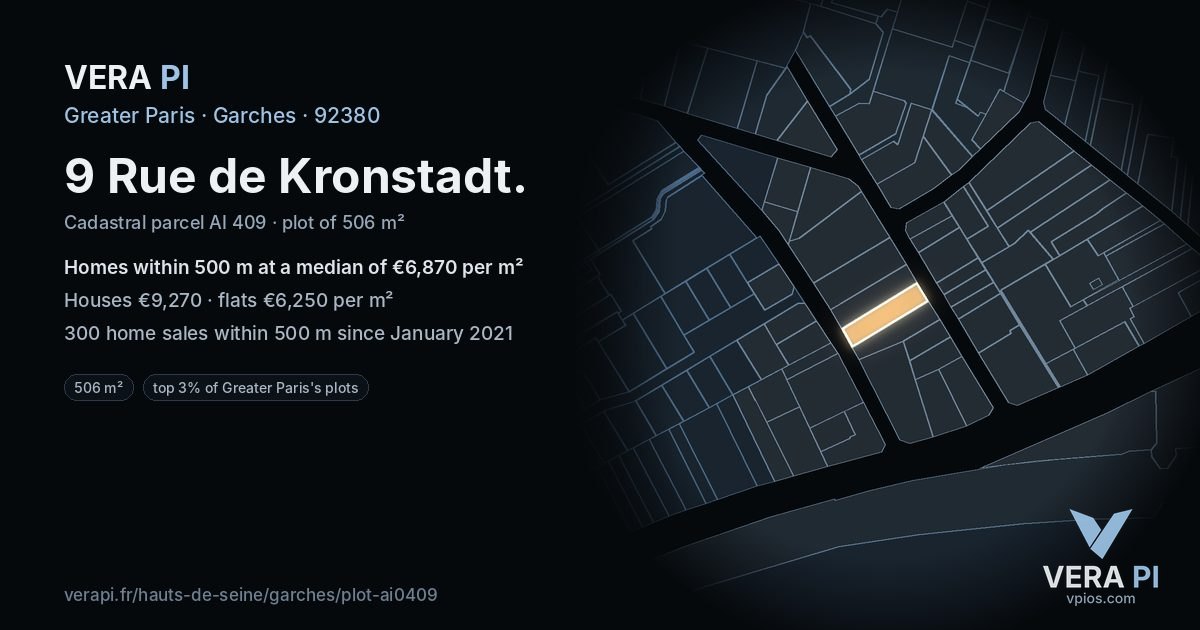 9 Rue de Kronstadt, Garches at night – the plot lit, the parcels around coloured by the prices near them