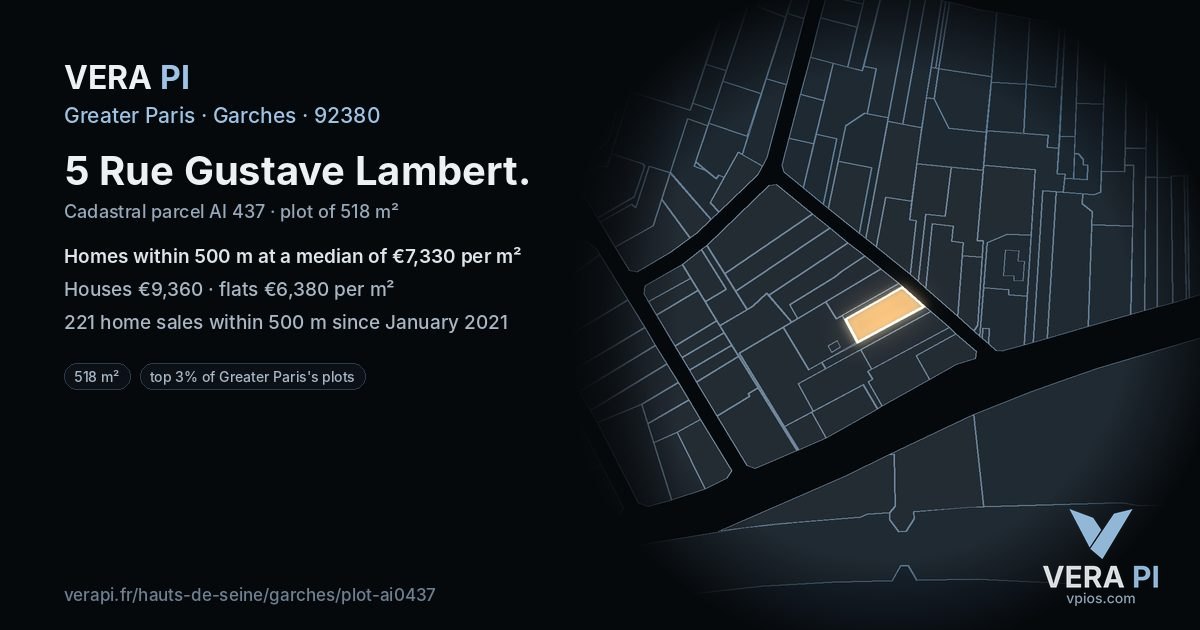 5 Rue Gustave Lambert, Garches at night – the plot lit, the parcels around coloured by the prices near them