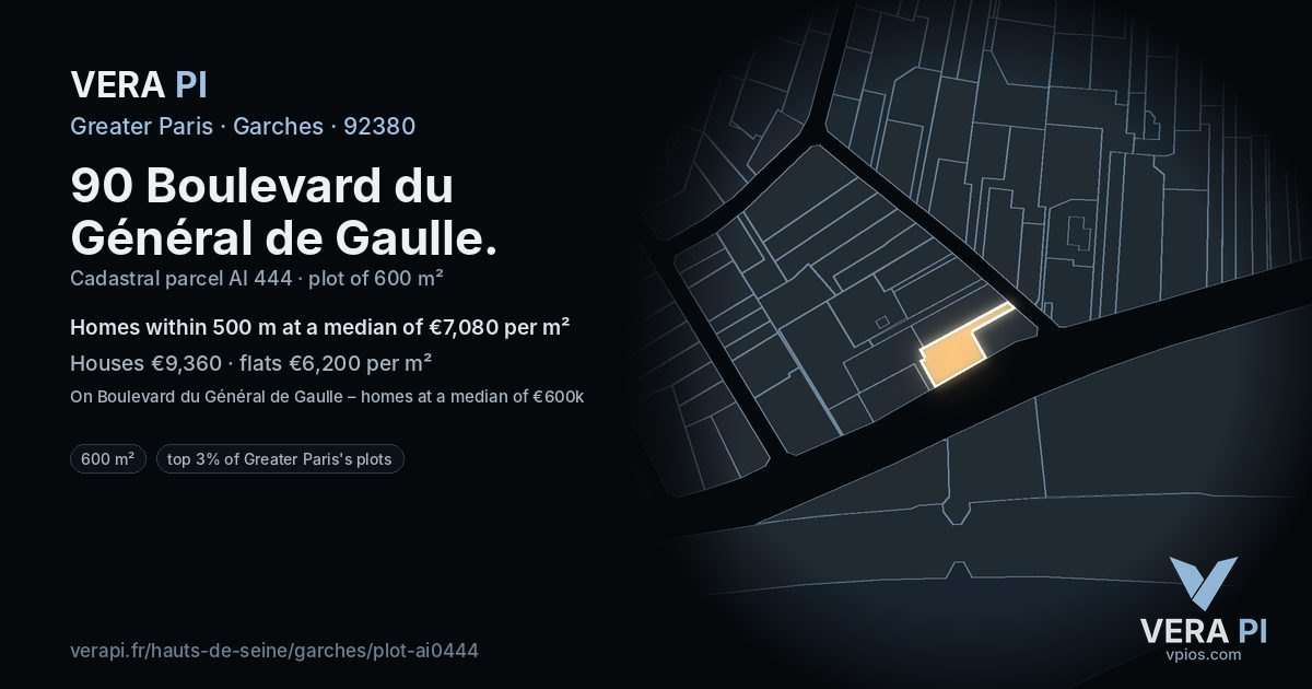 90 Boulevard du Général de Gaulle, Garches at night – the plot lit, the parcels around coloured by the prices near them