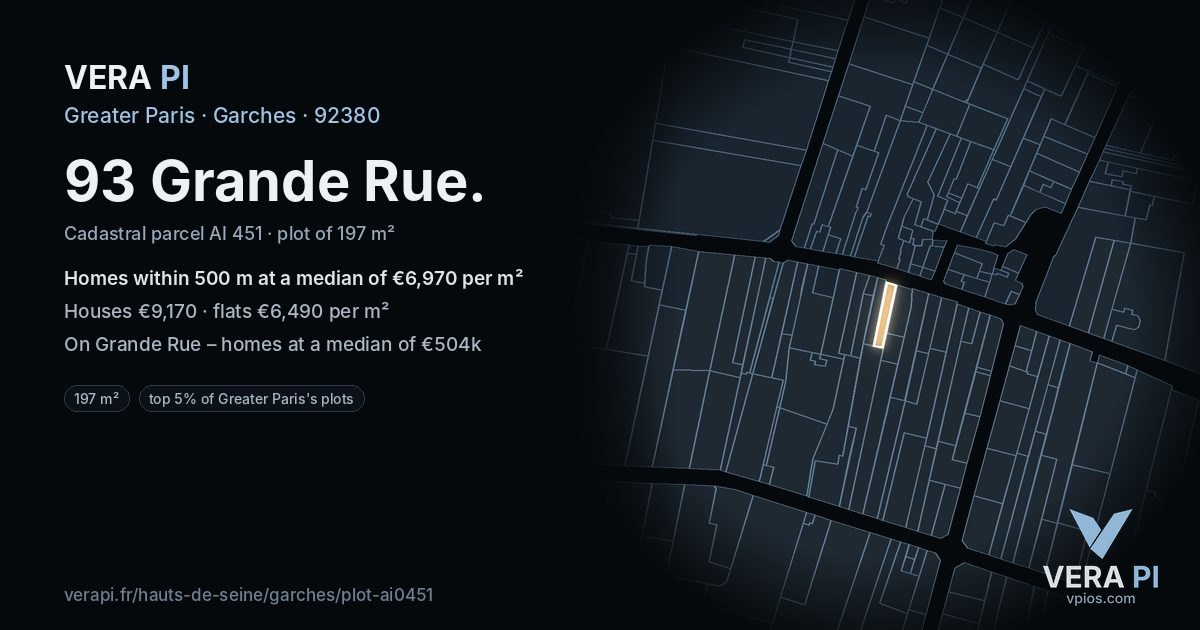 93 Grande Rue, Garches at night – the plot lit, the parcels around coloured by the prices near them