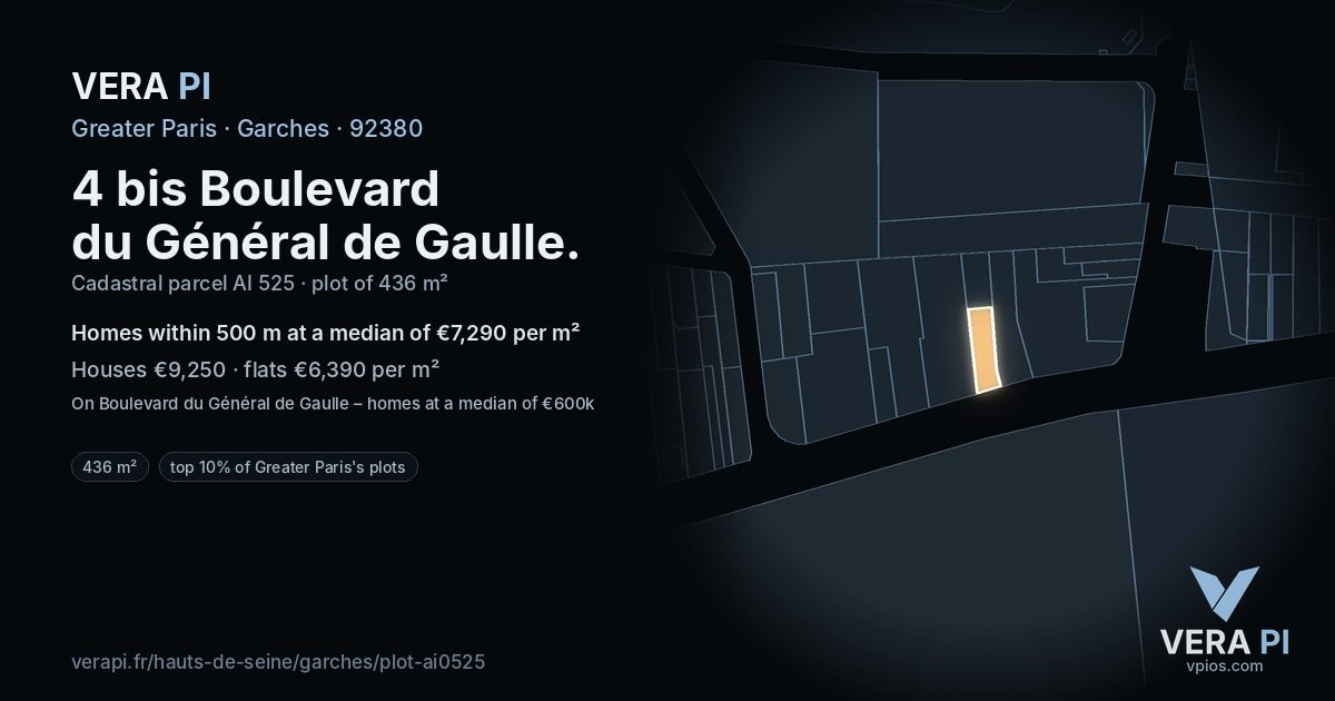 4 bis Boulevard du Général de Gaulle, Garches at night – the plot lit, the parcels around coloured by the prices near them