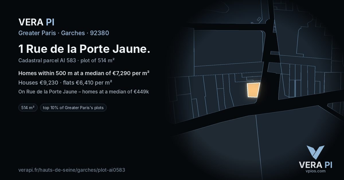 1 Rue de la Porte Jaune, Garches at night – the plot lit, the parcels around coloured by the prices near them