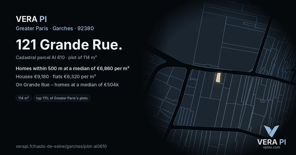 121 Grande Rue, Garches at night – the plot lit, the parcels around coloured by the prices near them