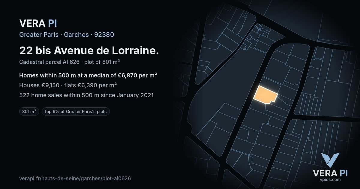 22 bis Avenue de Lorraine, Garches at night – the plot lit, the parcels around coloured by the prices near them