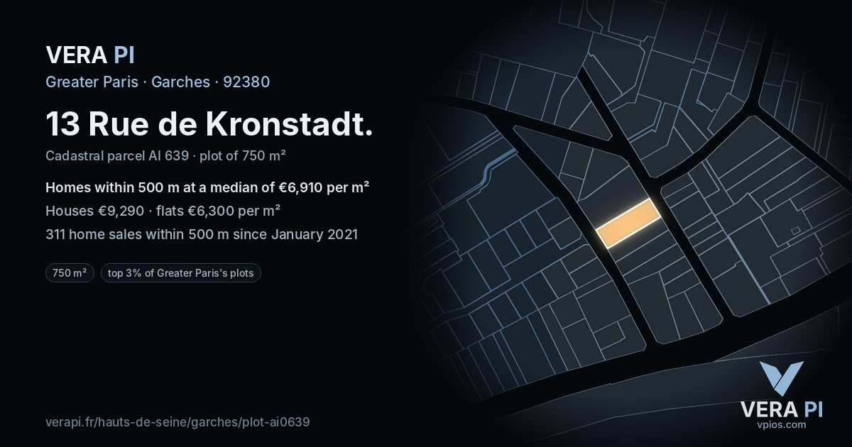 13 Rue de Kronstadt, Garches at night – the plot lit, the parcels around coloured by the prices near them