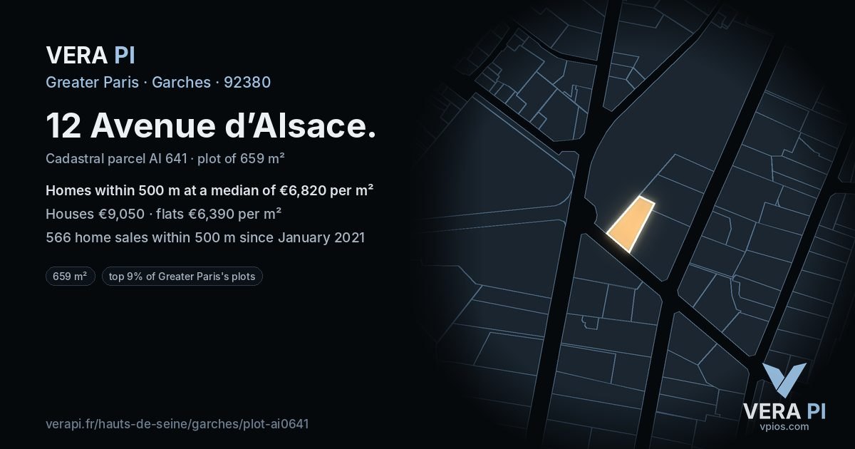 12 Avenue d’Alsace, Garches at night – the plot lit, the parcels around coloured by the prices near them